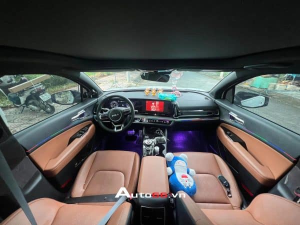 LED nội thất Kia Sportage V3 trong khoang lái