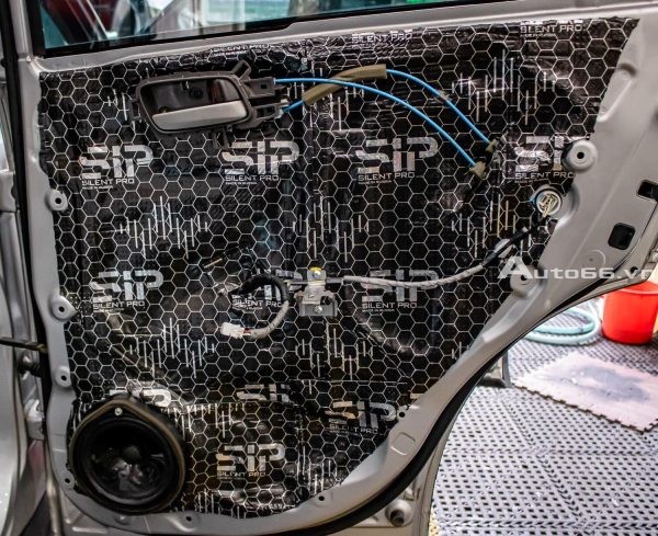Cách âm SIP 4 cửa xe thêm lớp tạo thùng loa cho âm thanh hay hơn