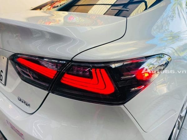 Đèn hậu Toyota Camry 2019+ Full LED mẫu Lexus