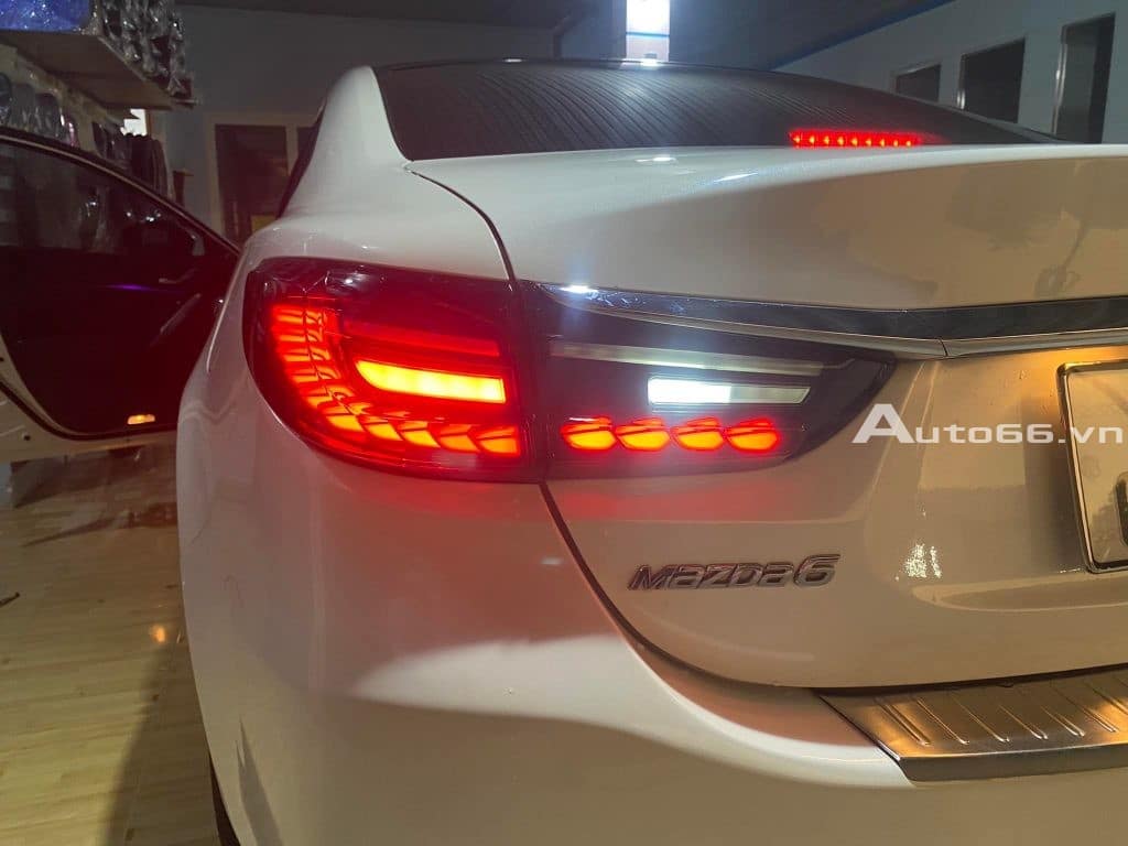 Đèn hậu LED Mazda 6 - mẫu vẫy rồng nguyên cụm