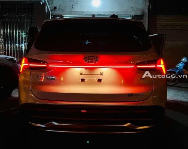 Đèn LED cốp Hyundai Santafe